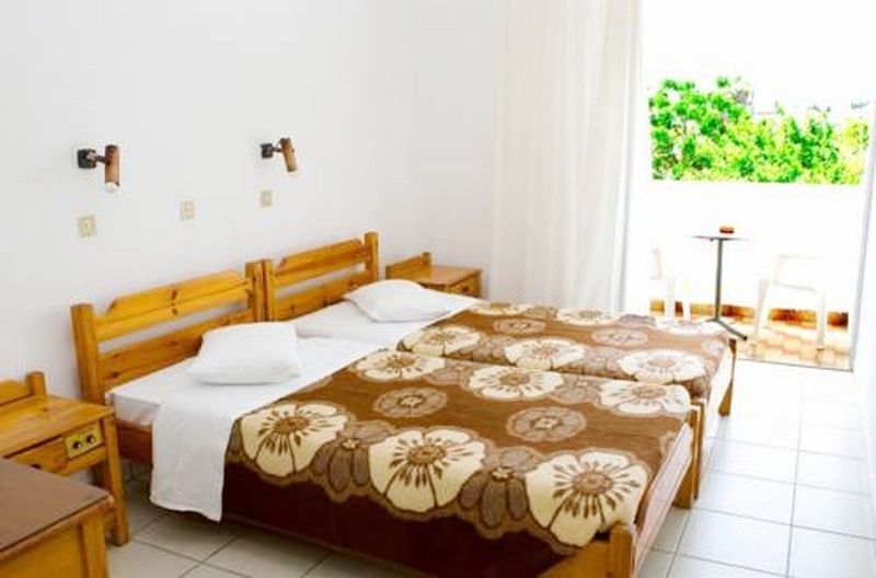 Laura Hotel Лампі Екстер'єр фото