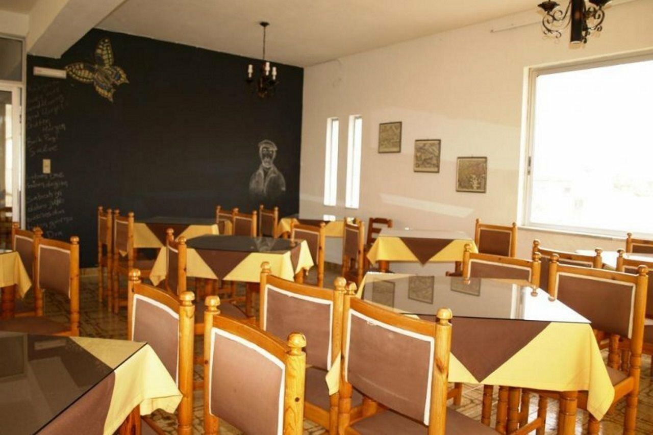 Laura Hotel Лампі Екстер'єр фото